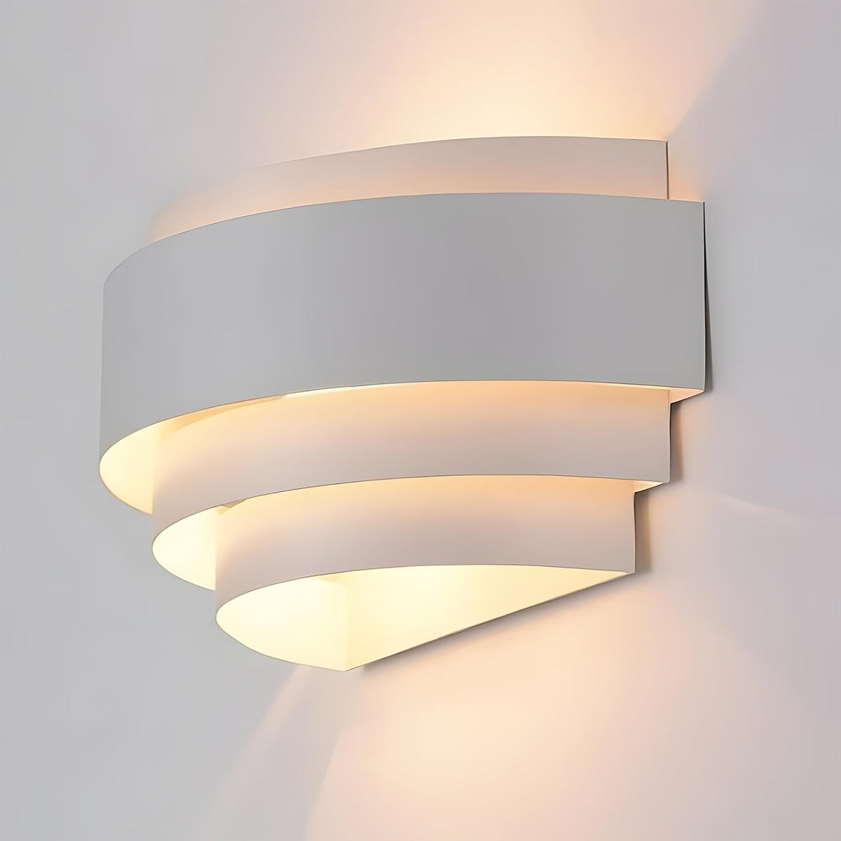 Aplique de pared arquitectónico escultórico de metal superpuesto con iluminación arriba y abajo