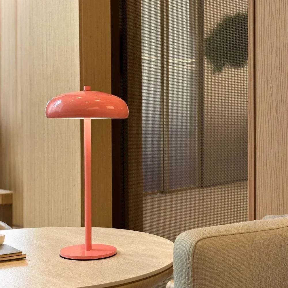 Lámpara de mesa portátil recargable con silueta redondeada retro y control táctil