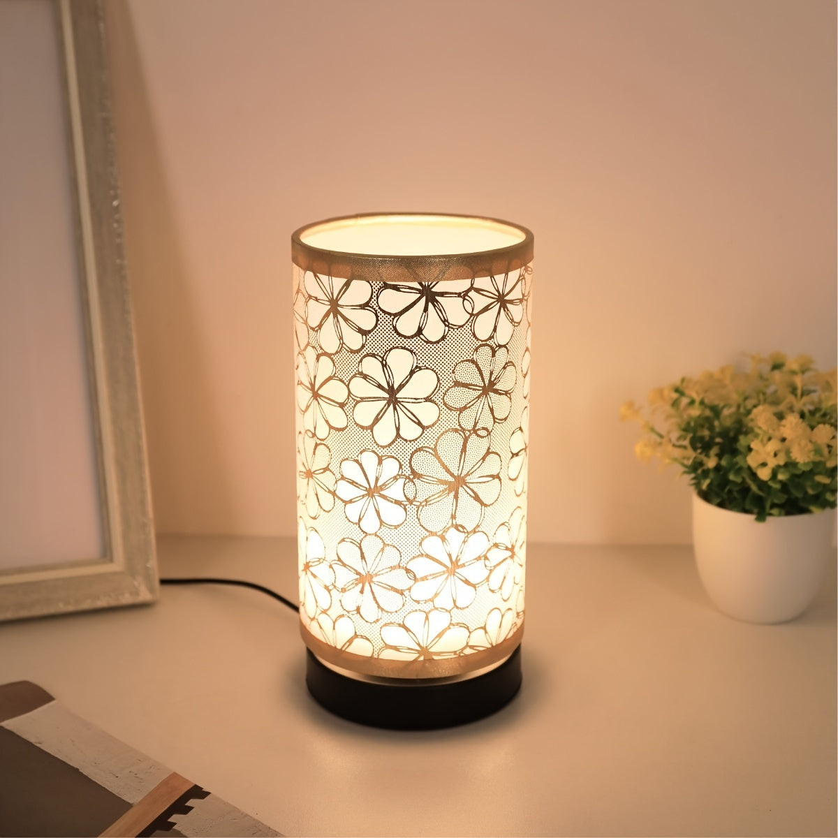 Lámpara de mesa nórdica con pantalla de tela con diseño de girasol y USB