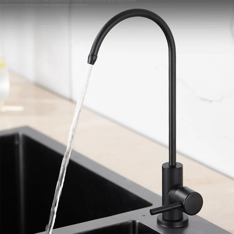 Grifo de filtro de agua de acero inoxidable cepillado, giratorio y montado sobre la encimera