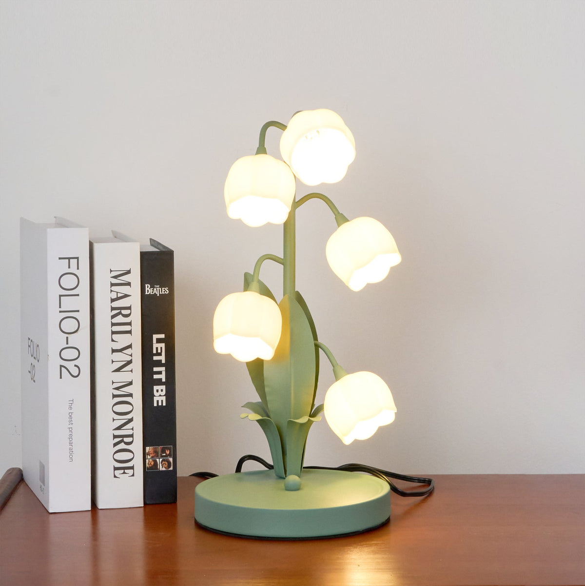 Lámpara de mesa floral con forma de tulipán y flor de orquídea