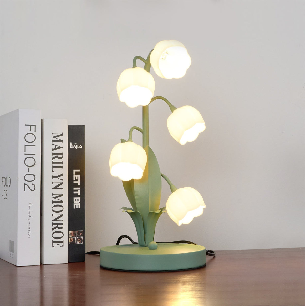 Lámpara de mesa floral con forma de tulipán y flor de orquídea