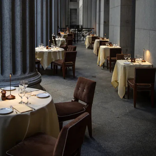 Lámpara de mesa impermeable, inalámbrica, recargable y regulable para interiores y exteriores