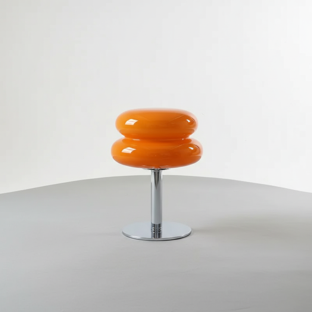 Lámpara de mesa compacta inspirada en la Bauhaus, regulable, recargable y sin cable