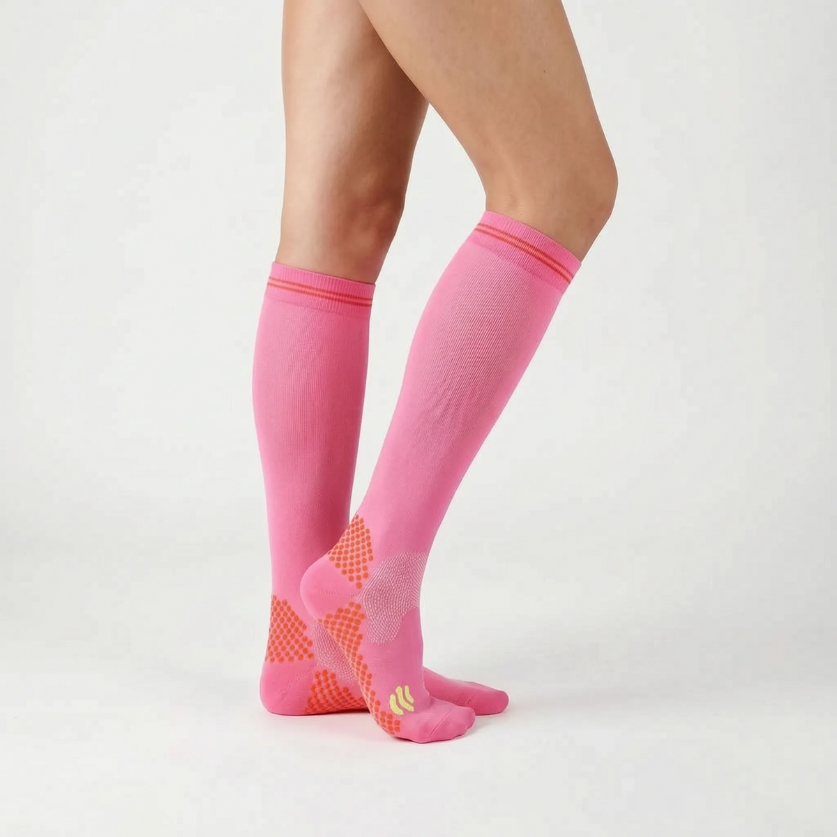 Calcetines deportivos de compresión hasta la rodilla, con tejido por zonas y parte superior acanalada