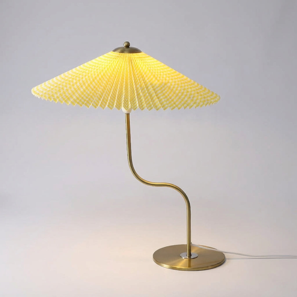 Lámpara de mesa escultórica con pantalla de parasol, regulable al tacto y con USB