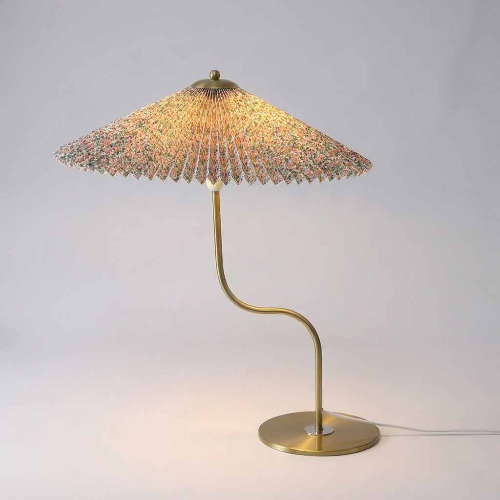 Lámpara de mesa escultórica con pantalla de parasol, regulable al tacto y con USB