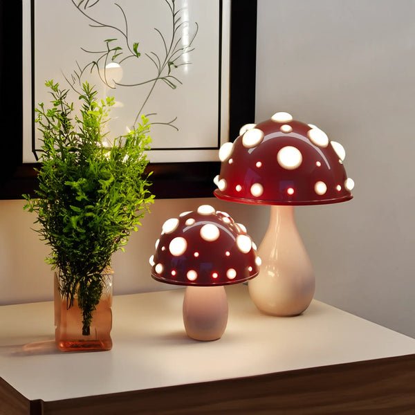 Lámpara de mesa escultórica con forma de cúpula de hongo amanita, recargable y regulable