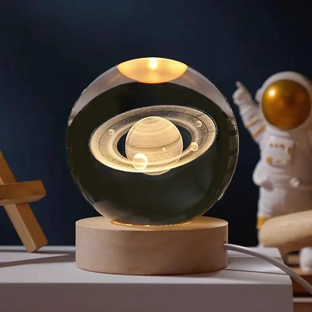 Lámpara de mesa y luz nocturna con esfera planetaria de cristal grabado