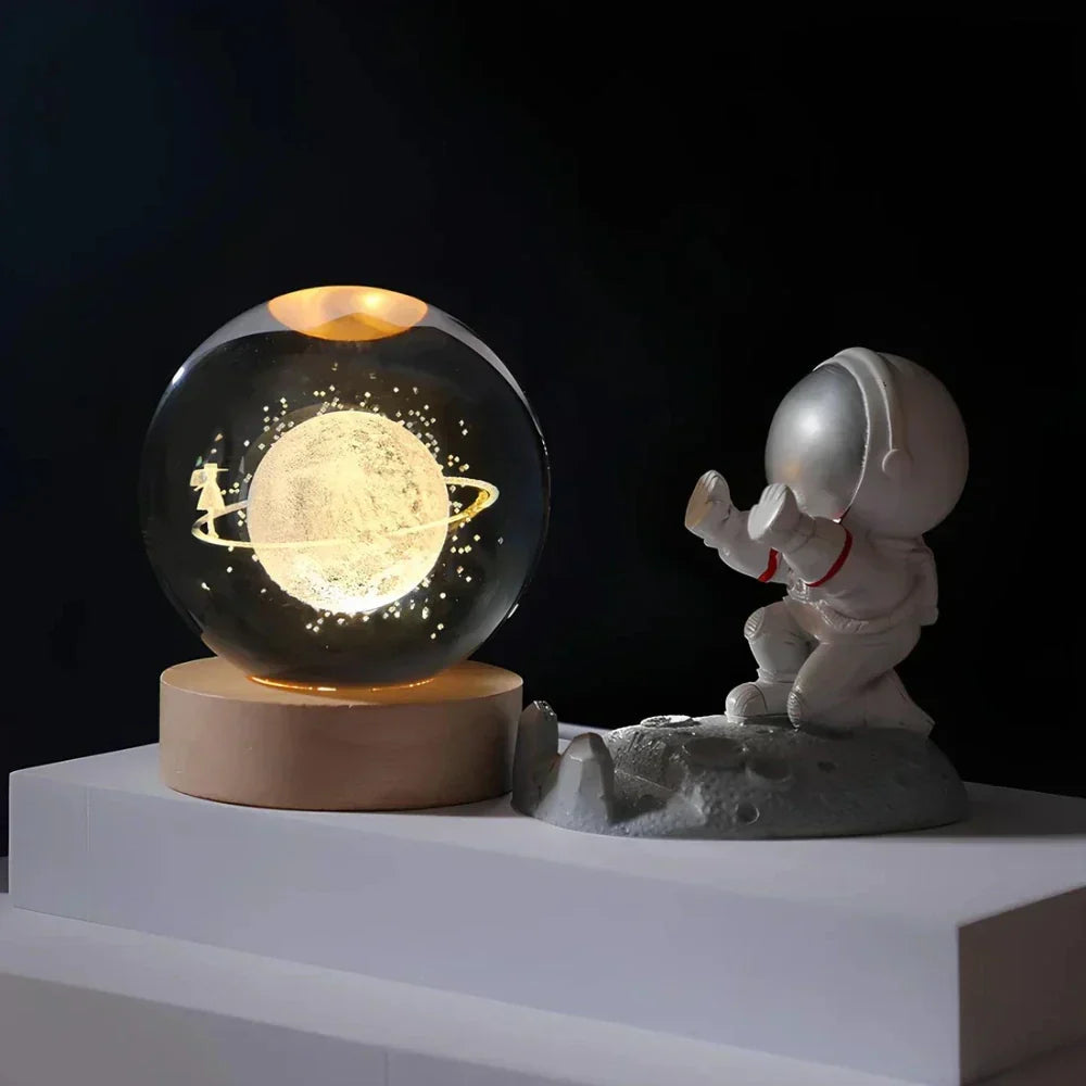 Lámpara de mesa y luz nocturna con esfera planetaria de cristal grabado
