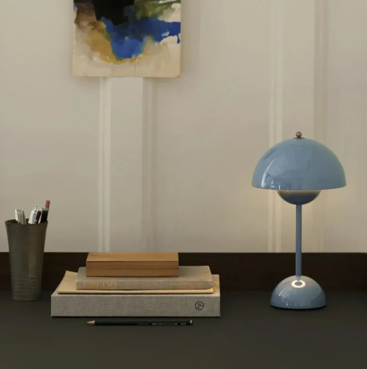 Lámpara de mesa escandinava elegante y minimalista, táctil y regulable