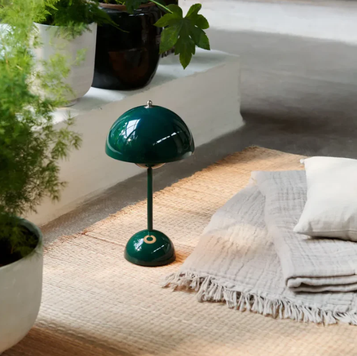 Lámpara de mesa escandinava elegante y minimalista, táctil y regulable