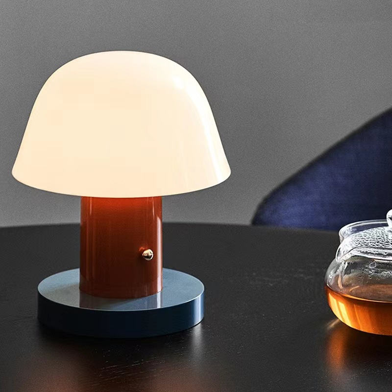 Lámpara de mesa escultural con forma de champiñón, recargable, táctil, regulable e inalámbrica