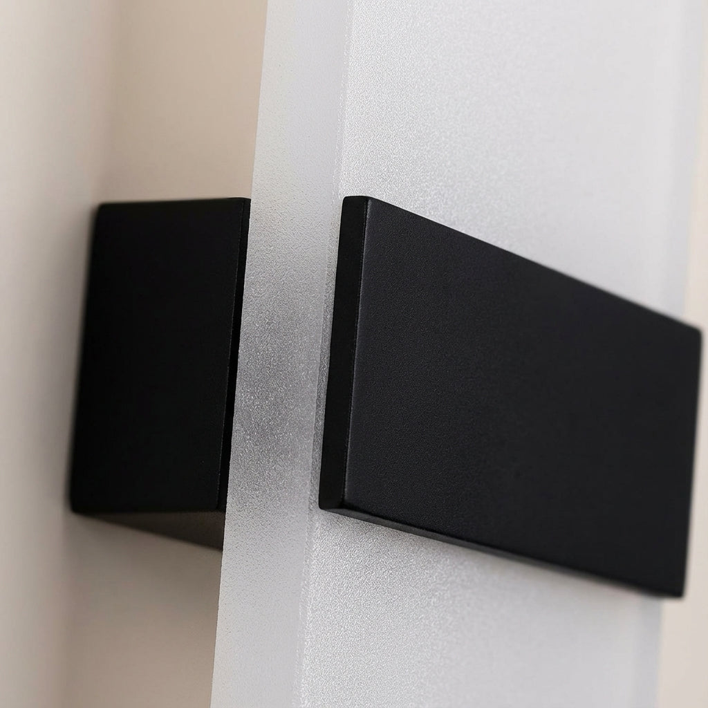 Lámpara de pared recargable con soporte magnético y sensor de movimiento