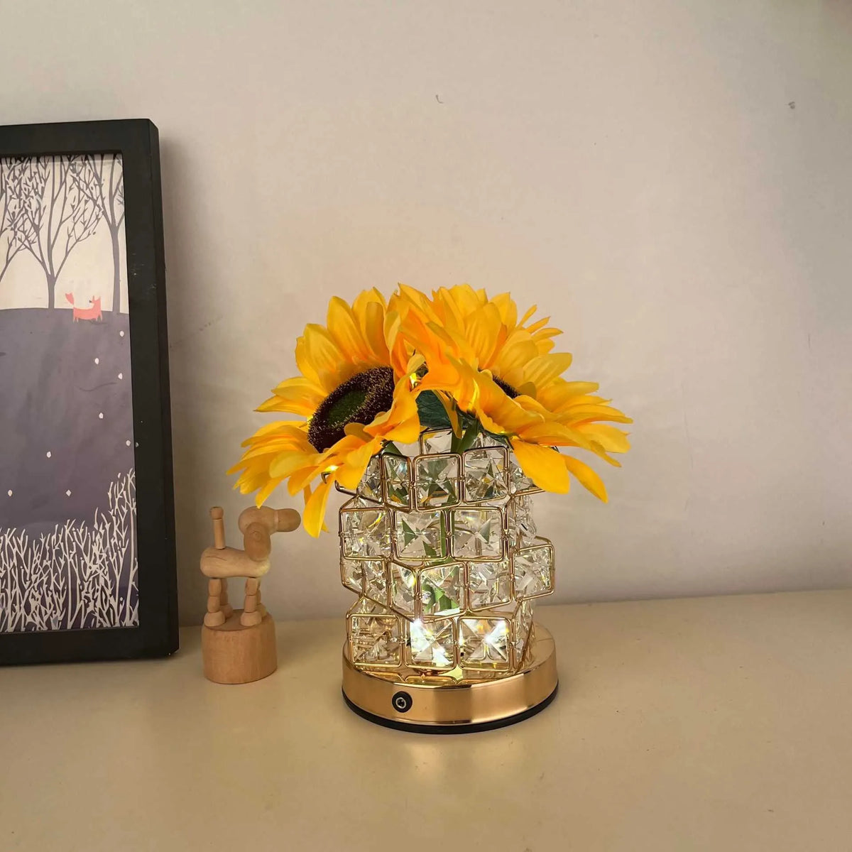 Lámpara de mesa compacta de metal con prisma de cristal brillante, inalámbrica, recargable y táctil