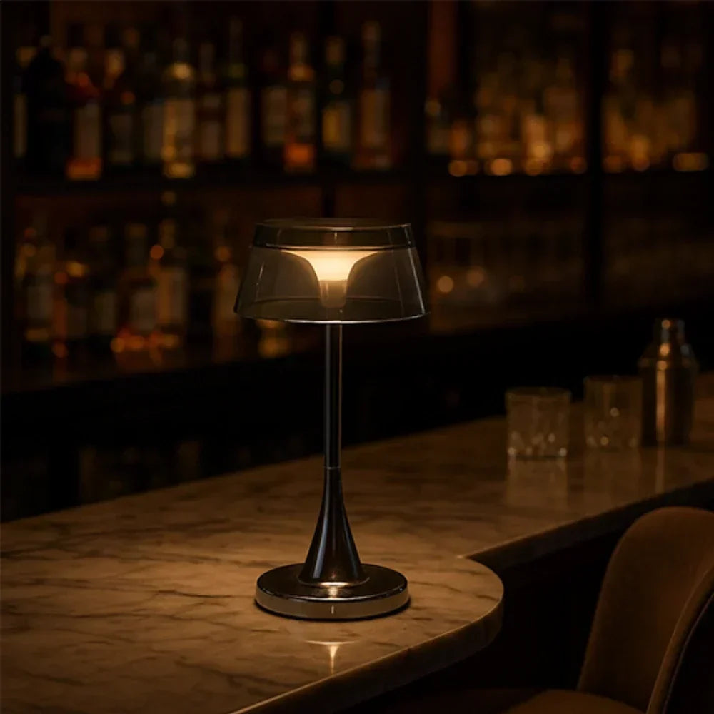 Lámpara de mesa con pantalla de acrílico translúcido, inalámbrica, recargable, regulable y con base metálica