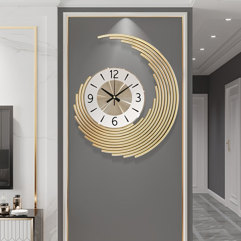 Reloj de pared decorativo silencioso de cuarzo metálico con medias lunas superpuestas