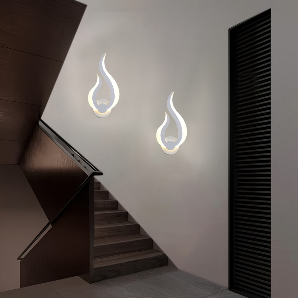 Aplique de pared moderno escultórico de acrílico con silueta de llama