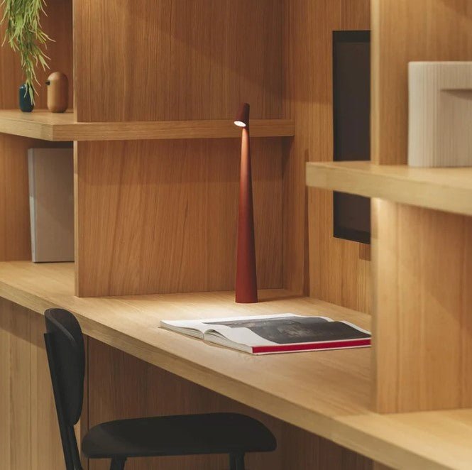 Lámpara de mesa minimalista nórdica de aluminio, inalámbrica, táctil y regulable