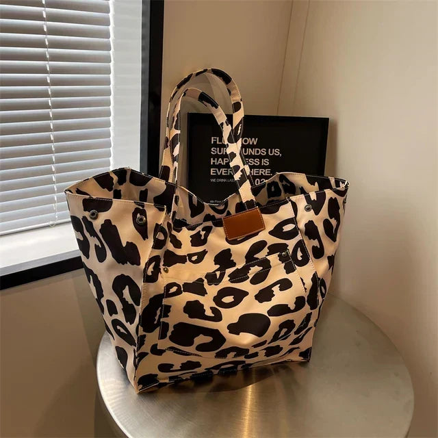Bolso tote de hombro extragrande de lona con estampado de leopardo y gran capacidad
