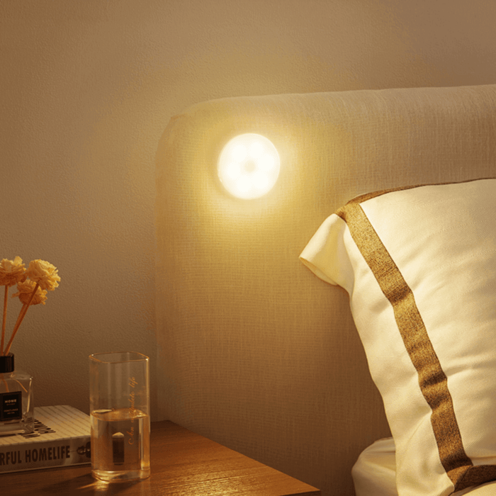 Aplique de pared redondo inteligente recargable con sensor de movimiento y montaje adhesivo
