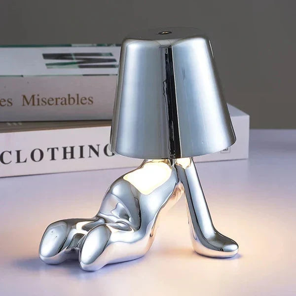 Lámpara de mesa ambiental escultural de aluminio y resina, regulable, recargable e inalámbrica