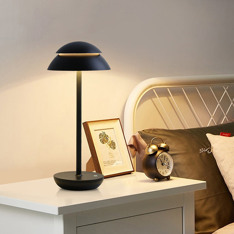 Lámpara de mesa portátil inalámbrica de plástico, recargable para interiores y exteriores