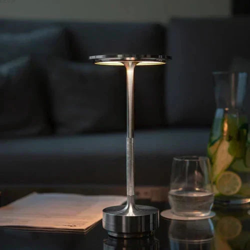 Lámpara de mesa portátil de metal, elegante, inalámbrica, regulable y recargable