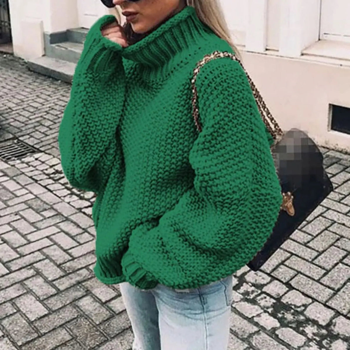 Jersey oversize de punto grueso para mujer con cuello alto