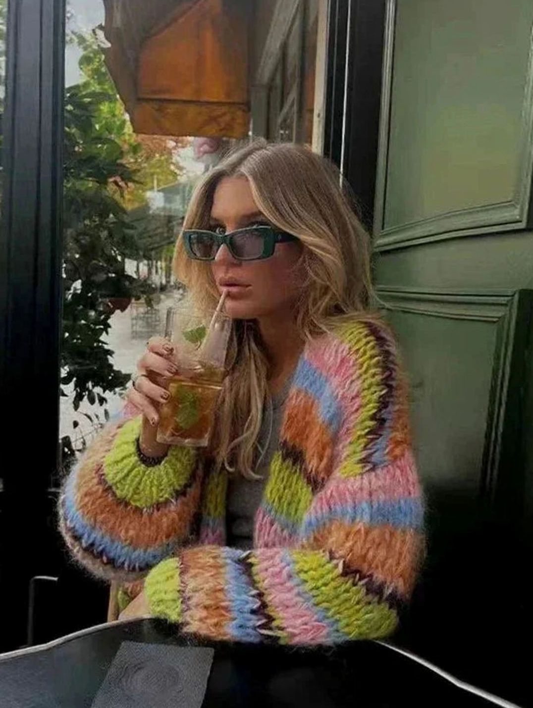 Cárdigan de punto grueso a rayas multicolor para mujer
