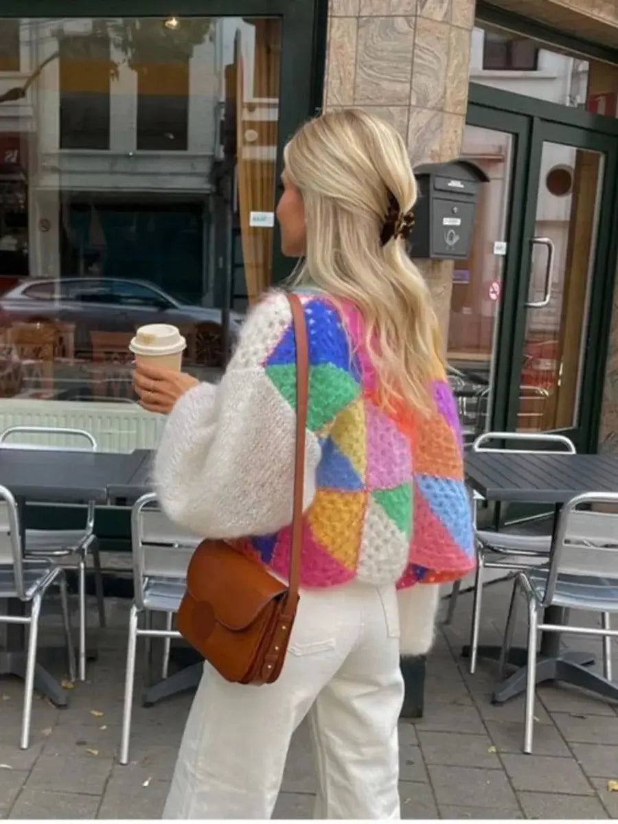 Cárdigan corto de punto para mujer con bloques de color y diseño de patchwork