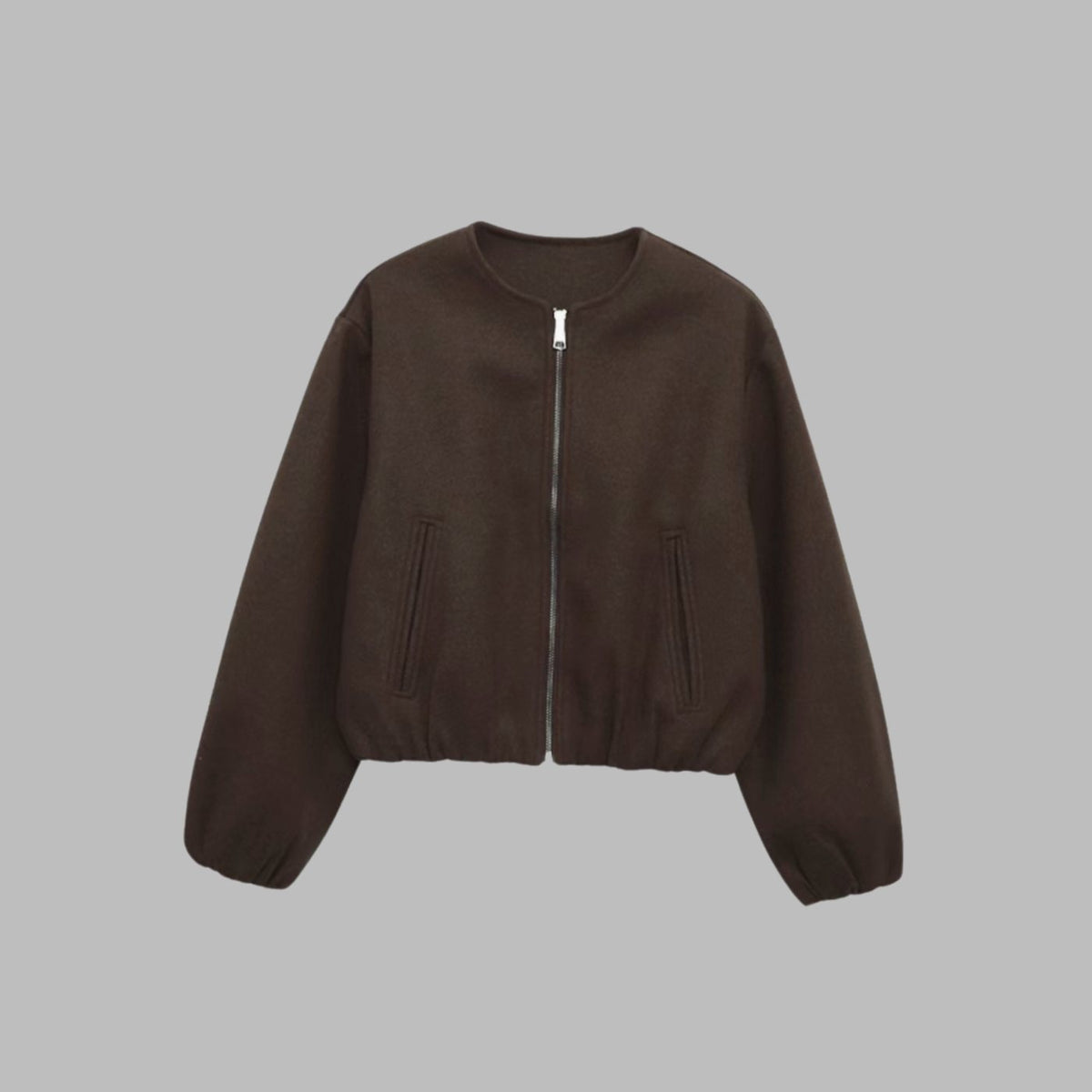 Chaqueta bomber corta para mujer sin cuello y con cremallera completa