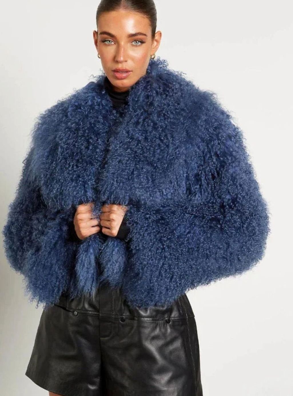 Chaqueta corta de piel sintética estilo teddy para mujer con mangas largas