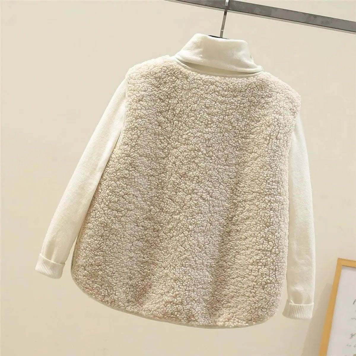 Chaleco acolchado de forro polar sherpa con botones para mujer