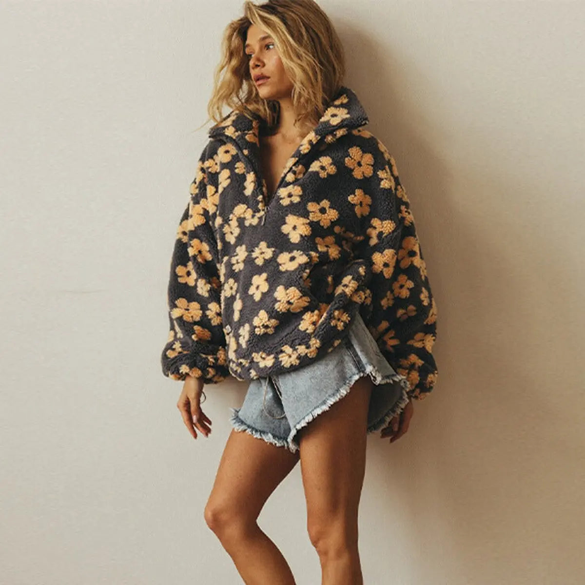 Jersey extragrande de forro polar sherpa con estampado floral y media cremallera para mujer