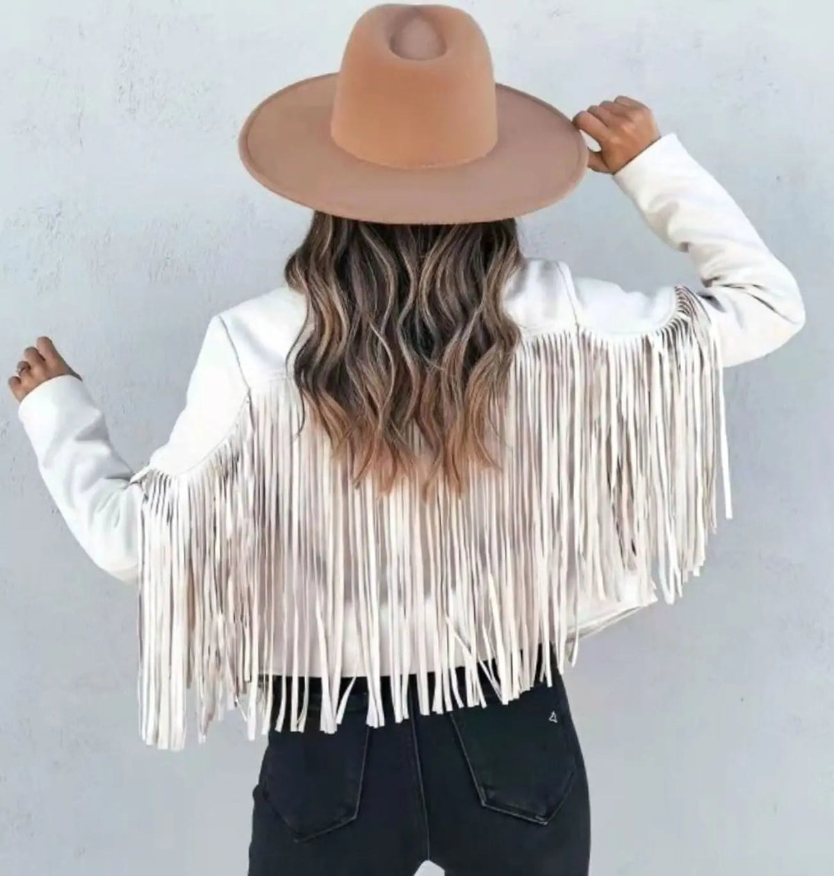Chaqueta motera corta de ante con flecos para mujer