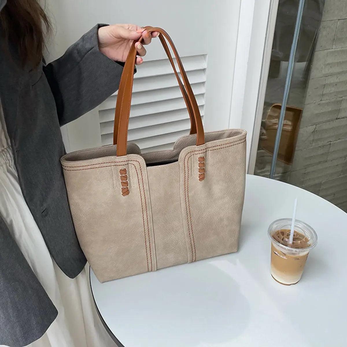 Bolso tote grande minimalista de cuero sintético para mujer