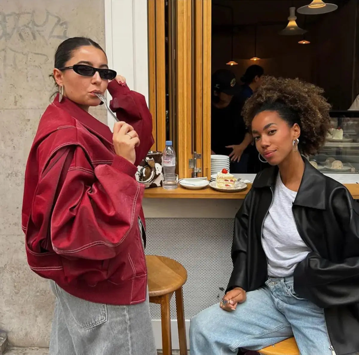 Chaqueta acolchada extragrande para mujer, estilo bomber y costuras en contraste