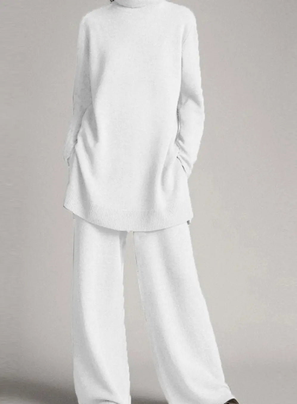 Conjunto de punto extragrande para estar en casa, cuello alto y pantalón de pierna ancha