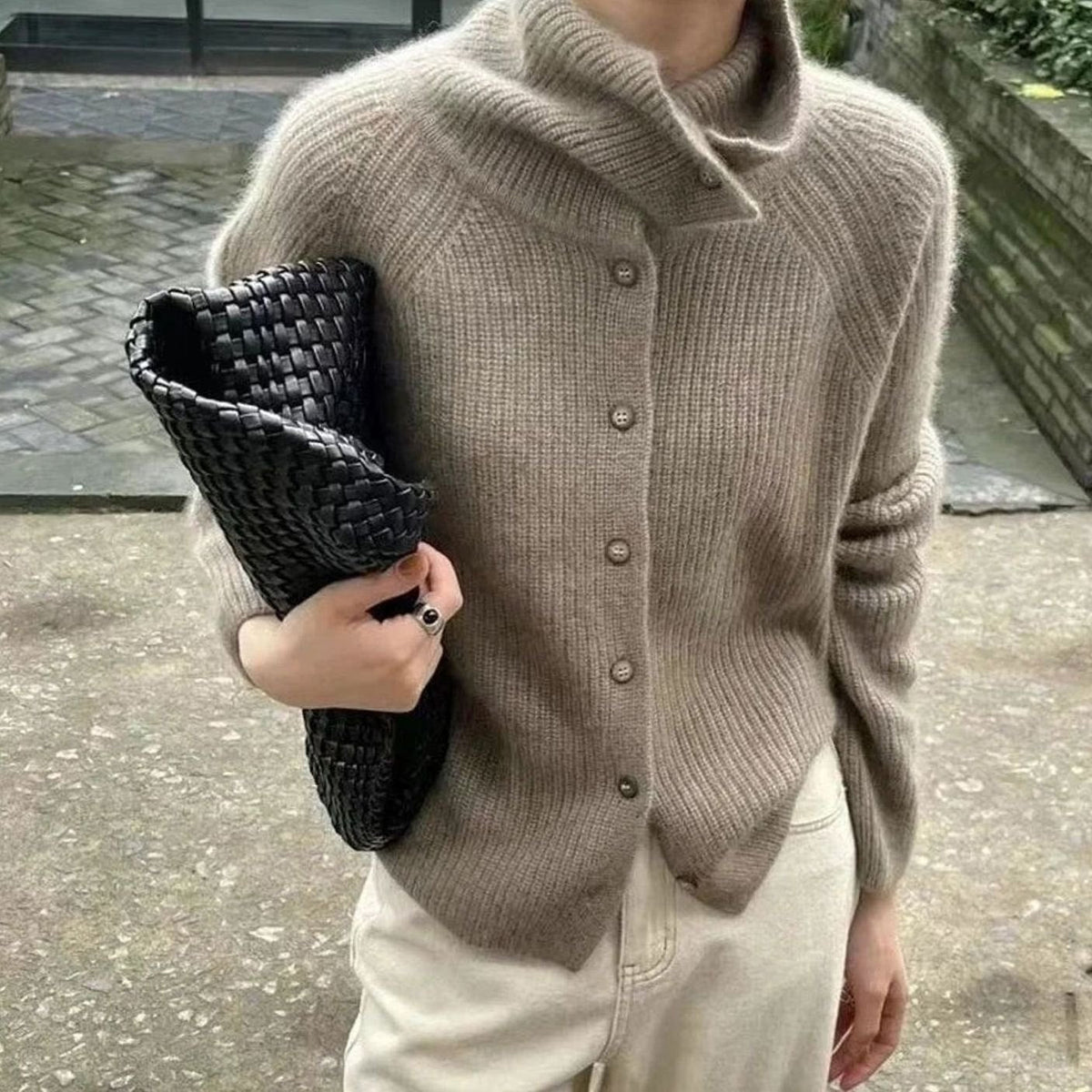 Jersey de punto para mujer con cuello vuelto y botones delanteros