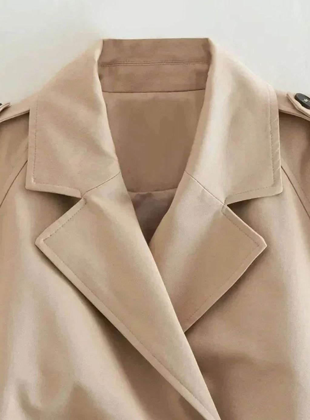 Gabardina corta beige de mujer, chaqueta corta de manga larga