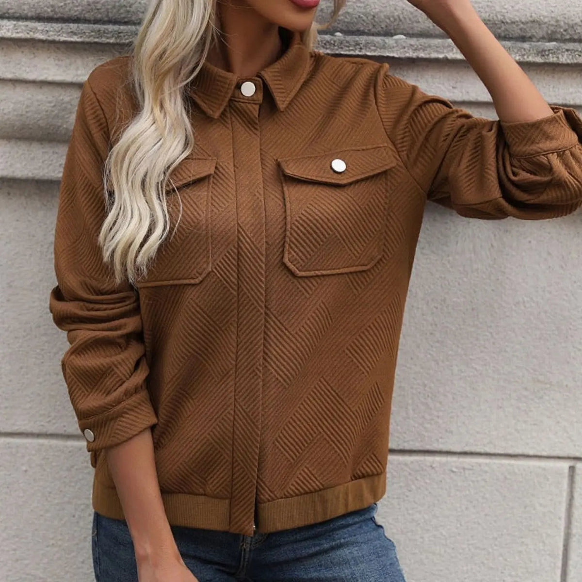 Chaqueta de manga larga texturizada con cremallera para mujer y bolsillos en el pecho