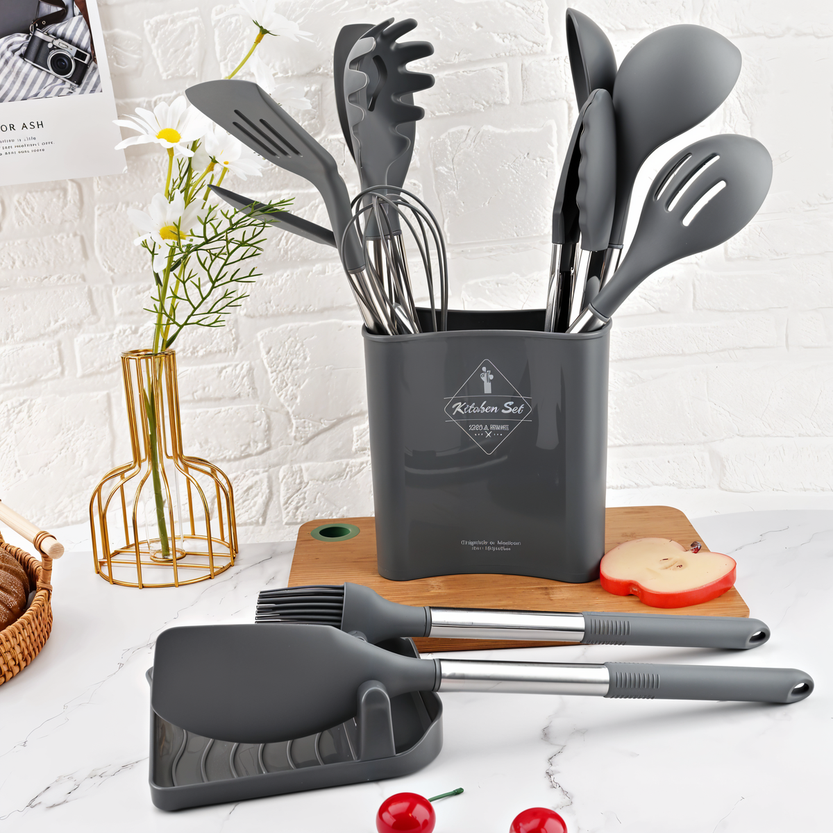 Set de utensilios de cocina con mango de acero inoxidable y silicona resistente al calor