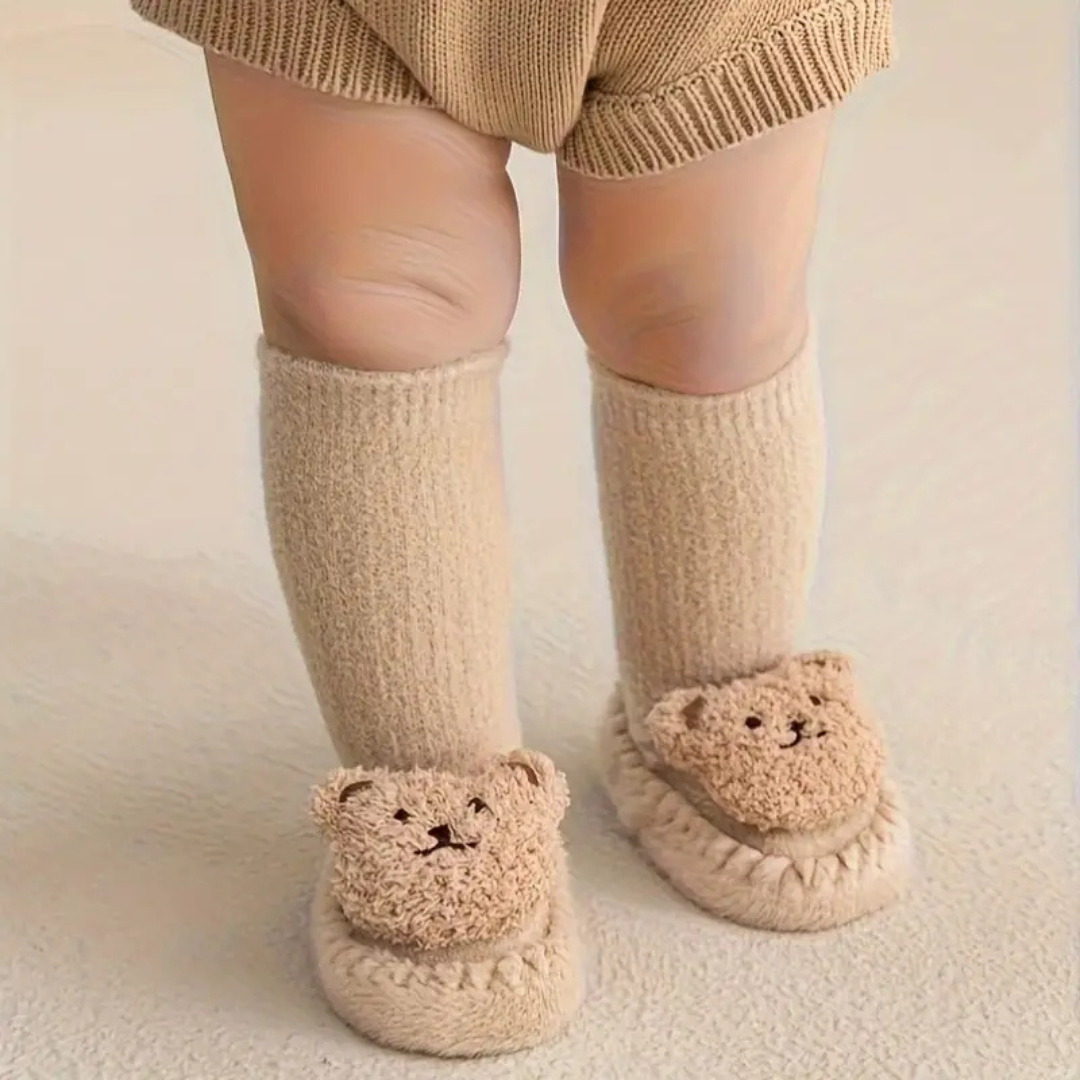 Calcetines tipo zapatilla infantiles suaves y mullidos con diseño de oso, fáciles de poner