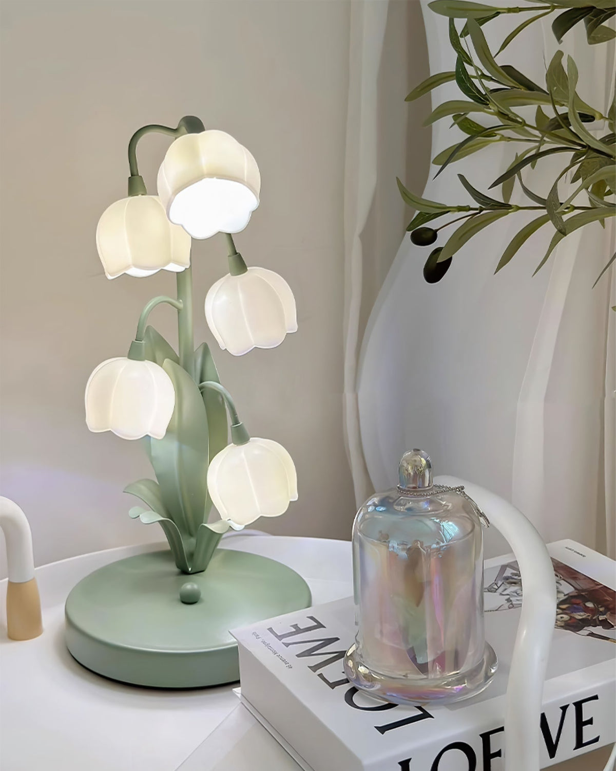 Lámpara de mesa floral con forma de tulipán y flor de orquídea