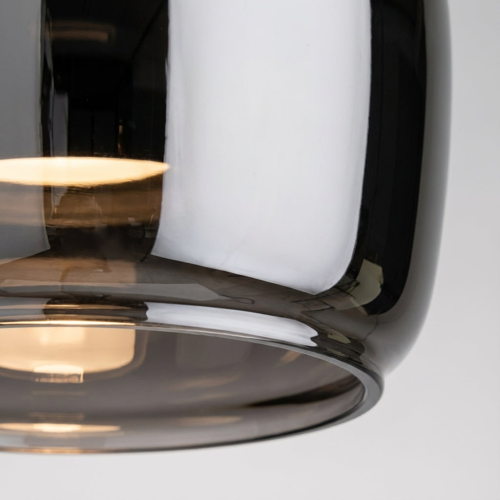 Lámpara colgante compacta redonda de vidrio tintado brillante