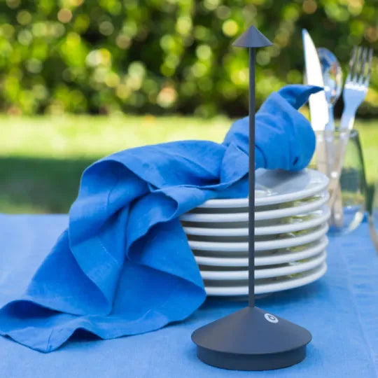Lámpara de mesa impermeable, inalámbrica, recargable y regulable para interiores y exteriores