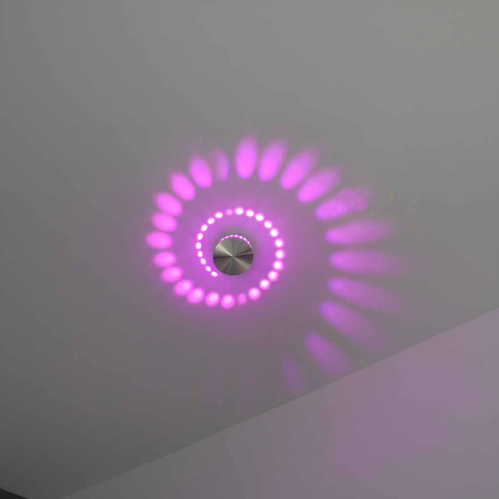 Lámpara de techo y pared de aluminio con patrón de haces en espiral