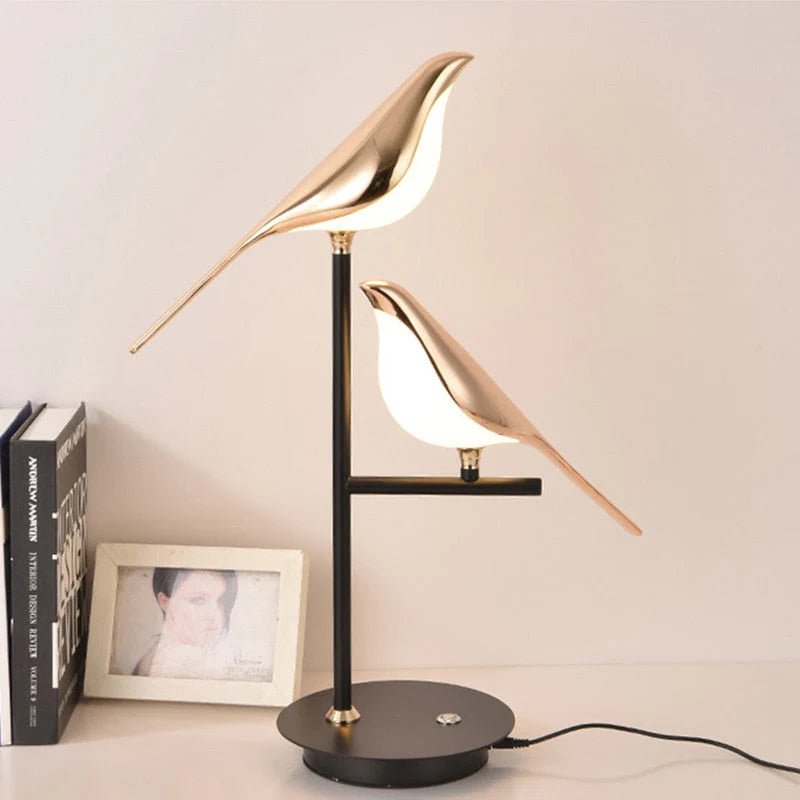 Aplique de pared moderno nórdico de metal con escultura de pájaro posado