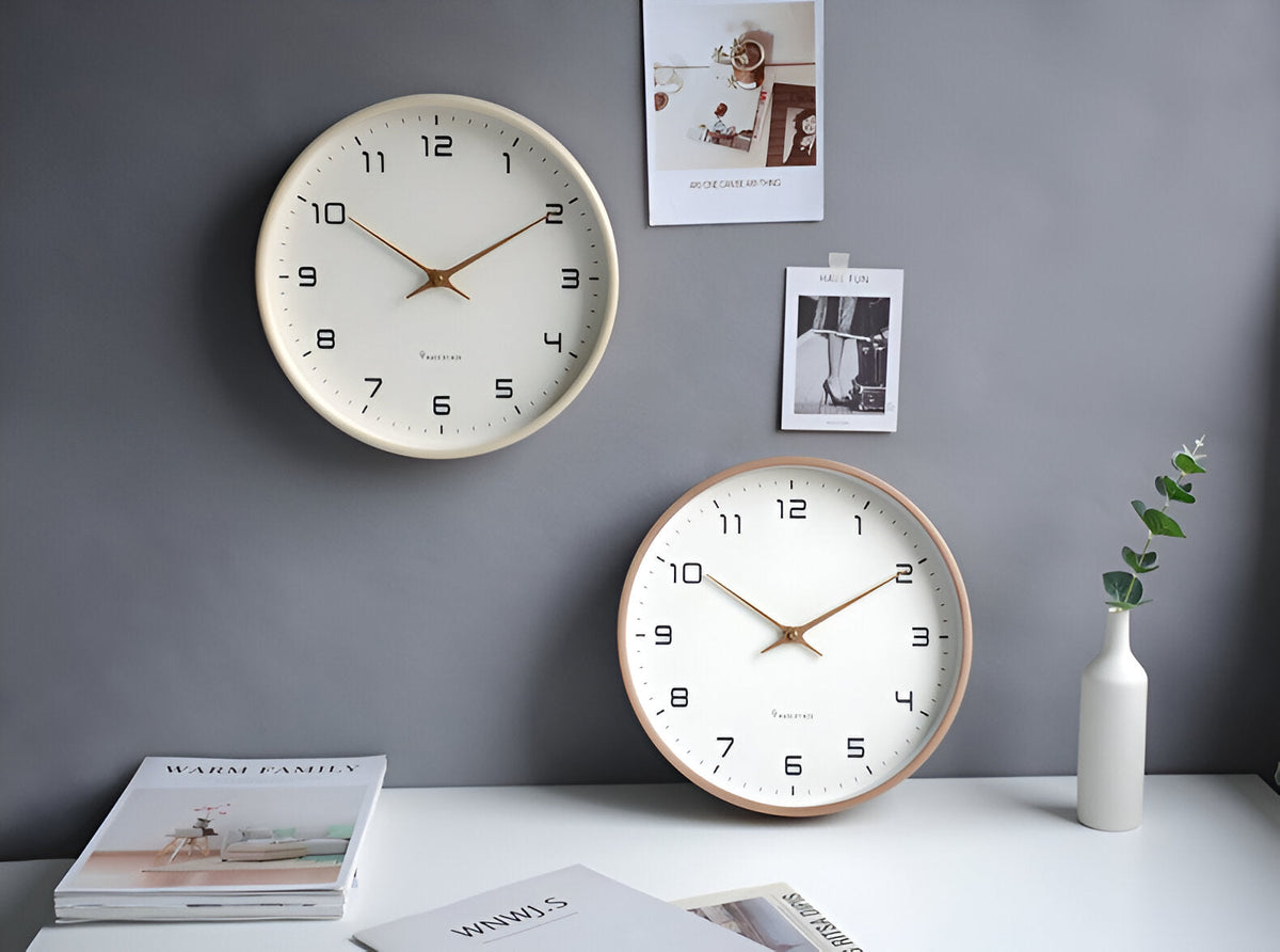 Reloj de pared de cuarzo silencioso con marco de madera minimalista nórdico
